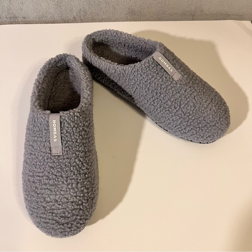 Bombas Womens Sunday Slipper Gray Sz 10 Faux Shearling - Picture 2 of 5